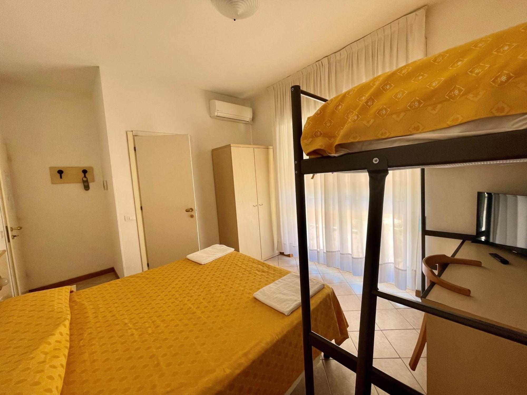 Florentia Hotel Lido di Camaiore Rum bild
